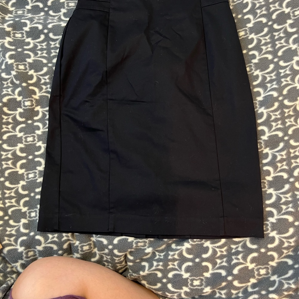 ❤️💋FUN SEXY FLIRTY SKIRT💋❤️SIZE 6 COLOR BLACK QUALITY - Picture 1 of 13